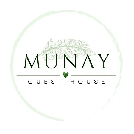 Munay Penzion